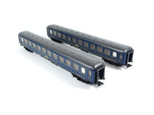 Laden Sie das Bild in den Galerie-Viewer, Märklin H0 Personenwagenset &quot;Classic Courier&quot; 2-teilig 42811 OVP

