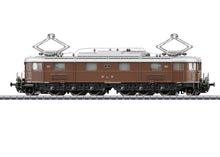 Laden Sie das Bild in den Galerie-Viewer, Märklin H0 Elektrolokomotive Ae 6/8 BLS mfx+ sound 38680 neu OVP
