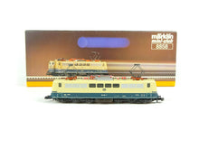 Laden Sie das Bild in den Galerie-Viewer, Märklin Z Elektrolokomotive BR 151 DB 8858 OVP- Bastler!
