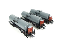 Laden Sie das Bild in den Galerie-Viewer, Roco H0 3-tlg. Set: Kesselwagen DRG 6600062 neu OVP
