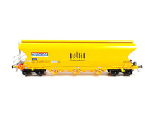 Laden Sie das Bild in den Galerie-Viewer, NME H0 Getreidewagen Tagnpps 101m³ NACCO mit Zugschlussbel. DE digital 511691 DC neu OVP
