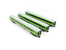 Laden Sie das Bild in den Galerie-Viewer, Minitrix N Schnellzug Personenwagen Set Flixtrain 15462 Neu OVP
