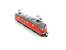 Laden Sie das Bild in den Galerie-Viewer, Fleischmann N Elektrolokomotive E Lok Re 6/6 SBB rot sound DCC 734194 neu OVP
