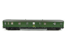 Laden Sie das Bild in den Galerie-Viewer, Märklin H0 Postwagen Poste-b/21 DBP mfx beleuchtet 43260 OVP
