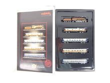 Laden Sie das Bild in den Galerie-Viewer, Märklin Z Zugpackung Orient Express CIWL  8108 OVP - Bastler
