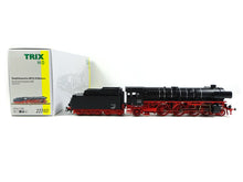 Laden Sie das Bild in den Galerie-Viewer, Trix H0 Dampflokomotive BR 01.10 Neubau DB digital sound 22740 neu OVP
