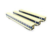 Laden Sie das Bild in den Galerie-Viewer, Roco H0 Personenwagen Transalpin-Zwischenwagen 3-teilig ÖBB 43054 OVP
