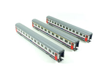Laden Sie das Bild in den Galerie-Viewer, Märklin H0 Schnellzugwagen-Set "EC 90 Vauban" SNCB/NMBS 43523 neu OVP
