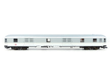 Laden Sie das Bild in den Galerie-Viewer, Roco H0 Schnellzug-Gepäckwagen DB lichtgrau 44787 OVP
