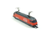 Laden Sie das Bild in den Galerie-Viewer, Elektrolokomotive Serie 460 SBB, Märklin Z 88468 neu OVP
