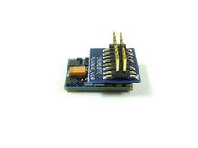 Laden Sie das Bild in den Galerie-Viewer, Decoder LokPilot 5 micro DCC PLux16, Spurweite N, TT, ESU 59814 neu OVP
