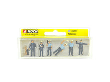 Laden Sie das Bild in den Galerie-Viewer, Modellbahn Figuren Polizisten blaue Uniform 6 Stück, Noch H0 15091 neu
