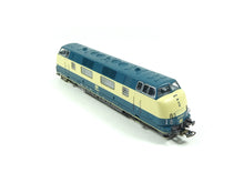 Laden Sie das Bild in den Galerie-Viewer, Diesellokomotive DB BR 220 digital, Piko H0 59705 AC neu OVP
