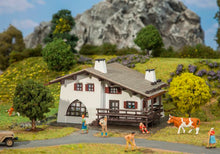Laden Sie das Bild in den Galerie-Viewer, Bausatz Berghaus, Faller H0 131522, neu
