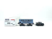 Laden Sie das Bild in den Galerie-Viewer, Märklin H0 48822, Güterwagen G 10 m. Strassenroller, DB, neu, OVP

