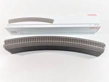 Laden Sie das Bild in den Galerie-Viewer, C Gleis Gleise gebogen R 5, 6 x Märklin H0 24530 neu, OVP
