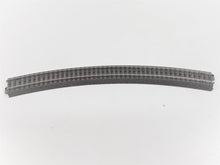 Laden Sie das Bild in den Galerie-Viewer, C Gleis Gleise gebogen R 5, 6 x Märklin H0 24530 neu, OVP

