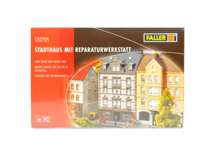 Bausatz Modellbau Stadthaus mit Reparaturwerkstatt, Faller H0 130705, neu