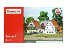 Laden Sie das Bild in den Galerie-Viewer, Modellbahn Bausatz Bauernhof, Auhagen 12257 H0/TT, neu, OVP
