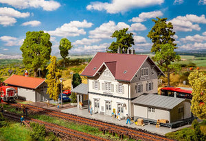 Modellbahn Bahnhof OWEN, Faller H0 110145 neu OVP