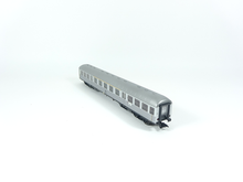 Laden Sie das Bild in den Galerie-Viewer, Personenwagen Silberling 1./2. Klasse DB, Märklin H0 43898 neu, OVP

