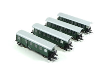 Laden Sie das Bild in den Galerie-Viewer, Personenwagen Spantenwagen ÖBB 4-tlg. Set, Roco H0 74026 neu OVP
