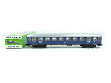 Laden Sie das Bild in den Galerie-Viewer, Märklin H0 Personenwagen Schnellzugwagen 1. Klasse Blech 00796-01 OVP
