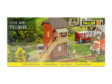 Laden Sie das Bild in den Galerie-Viewer, Bausatz Stellwerk, Faller H0 131524, neu
