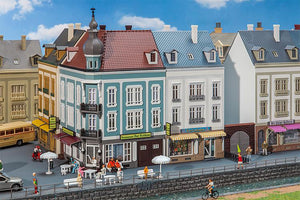 Modellbau Bausatz 2 Stadthäuser Beethovenstraße, Faller H0 130703, neu