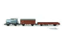 Laden Sie das Bild in den Galerie-Viewer, Startpackung Moderner Rangierbetrieb 3 Güterwagen aus Märklin H0 29469 neu
