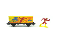 Laden Sie das Bild in den Galerie-Viewer, Güterwagen Containerwagen The Flash, Märklin Start up H0 44829 neu OVP
