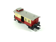 Laden Sie das Bild in den Galerie-Viewer, Personenwagen Start up Gepäckwagen, Märklin H0 4108  neu OVP
