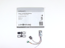 Laden Sie das Bild in den Galerie-Viewer, Decoder LokSound 5 DCC/MM/SX/M4 Leerdecoder, 8-pin NEM652, ESU 58410 neu
