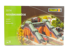 Laden Sie das Bild in den Galerie-Viewer, Modellbau Bausatz Fußgängerbrücke, Faller N 231714 neu

