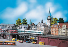 Laden Sie das Bild in den Galerie-Viewer, Modellbau Brücke Stahlbrücke, Faller H0 120487 neu OVP
