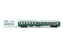Laden Sie das Bild in den Galerie-Viewer, Märklin H0 43120, 43160, 43330, Mitteleinstiegswagen Set, beleuchtet, mfx, neu, OVP
