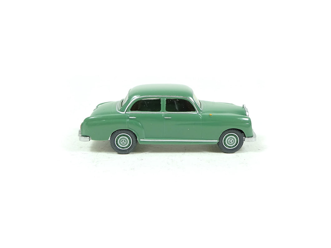 Modellbau Modellauto MB 180 Ponton grün, Wiking H0 0220 01 OVP