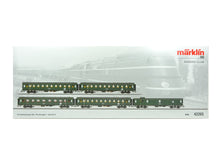 Laden Sie das Bild in den Galerie-Viewer, Insider Schnellzugwagen Set Hechtwagen DR, Märklin H0 42265 neu OVP
