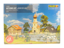 Laden Sie das Bild in den Galerie-Viewer, Modellbau Bausatz Aktions-Set Dorfidylle, Faller H0 190082 neu
