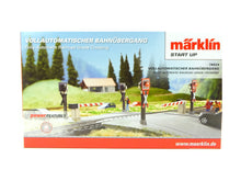 Laden Sie das Bild in den Galerie-Viewer, C Gleis Bahnübergang vollautomatisch eingleisig, Märklin H0 74924 neu
