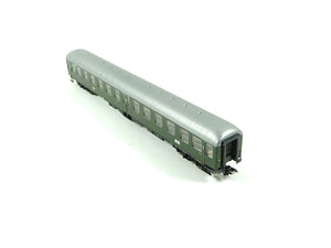 Reisezugwagen beleuchtet 2. Kl., DB, Trix H0 23166 neu, OVP