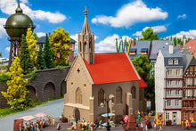 Laden Sie das Bild in den Galerie-Viewer, Bausatz Modellbau Kirche St. Andreas, Faller H0 130680, neu

