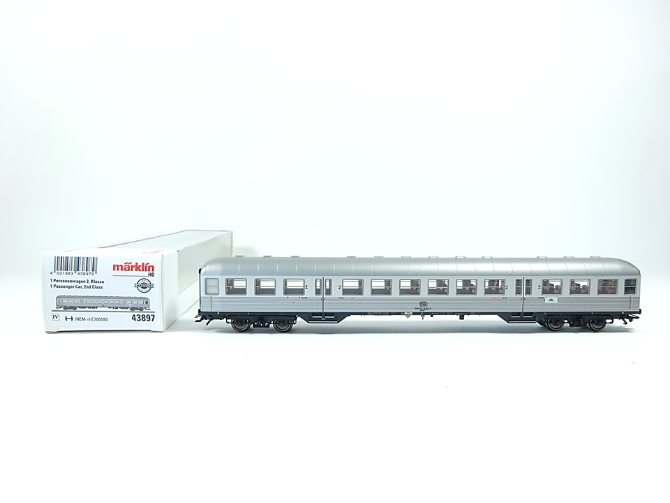 Personenwagen Silberling 2. Klasse DB, Märklin H0 43897 neu, OVP