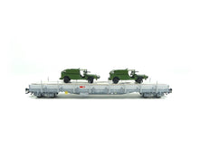 Laden Sie das Bild in den Galerie-Viewer, Niederbordwagen beladen SBB, Märklin H0 47068 neu, OVP
