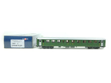 Laden Sie das Bild in den Galerie-Viewer, Reisezugwagen 2. Klasse Bauart Schlieren BLS, Tillig H0 74853 OVP
