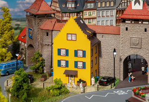Bausatz Reihenendhaus Kleinstadt, Faller H0 130709, neu