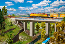 Laden Sie das Bild in den Galerie-Viewer, Bausatz Modellbau Brücke Beton Faller N 222571 neu
