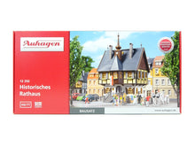 Laden Sie das Bild in den Galerie-Viewer, Modellbahn Bausatz Historisches Rathaus, Spur H0/TT, Auhagen 12350 neu, OVP

