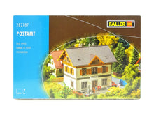 Laden Sie das Bild in den Galerie-Viewer, Modellbahn Bausatz Postamt, Faller Z 282787 neu OVP
