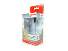 Laden Sie das Bild in den Galerie-Viewer, Signal Start up Lichtblocksignal, Märklin H0 74391 neu, OVP
